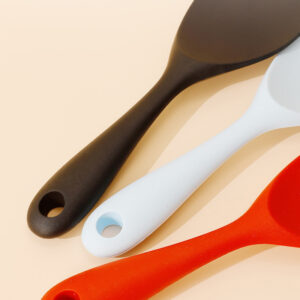SILICONE SERVING SPOON
