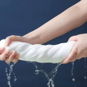 PORTABLE COMPRESSED TRAVEL CANDY TOWEL